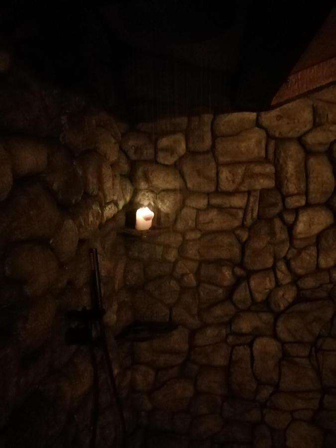 El Descanso De Odin ¡Una Autentica Posada Vikinga! Mataelpino Buitenkant foto