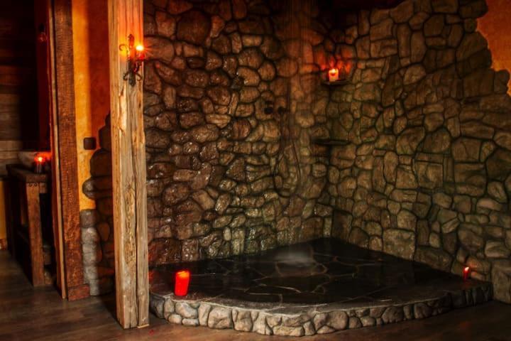 El Descanso De Odin ¡Una Autentica Posada Vikinga! Mataelpino Buitenkant foto